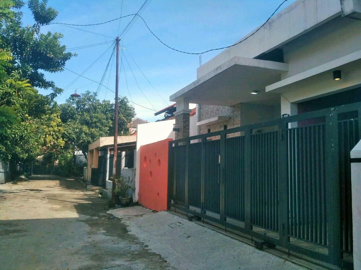 Homestay Bumi Asri III Cikutra Бандунг Екстериор снимка