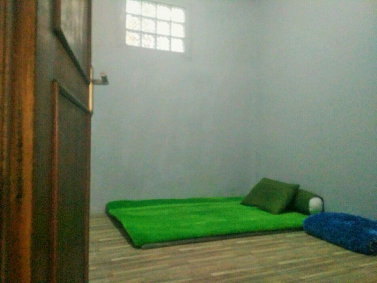 Homestay Bumi Asri III Cikutra Бандунг Екстериор снимка